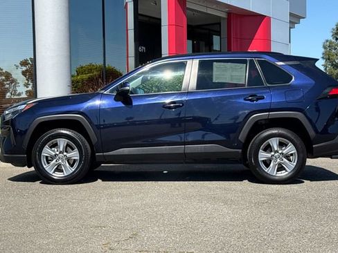 Used 2024 Toyota RAV4 XLE FWD image 7