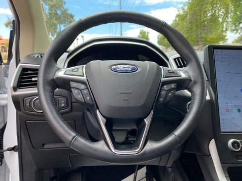Used 2021 Ford Edge SEL w/ Convenience Package FWD image 62