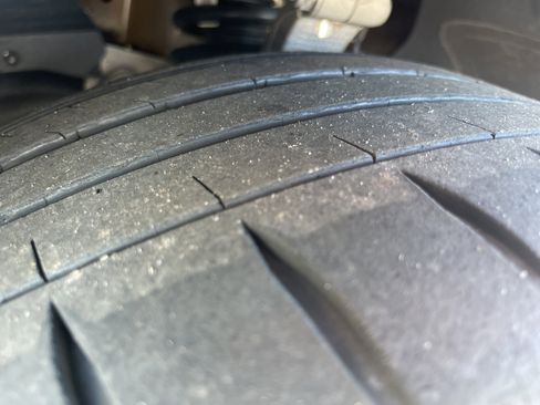 Used 2021 Tesla Model Y Long Range image 12