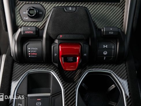 Used 2023 Lamborghini Urus Performante image 35