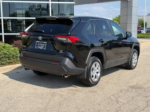 Used 2025 Toyota RAV4 LE AWD/4WD image 3