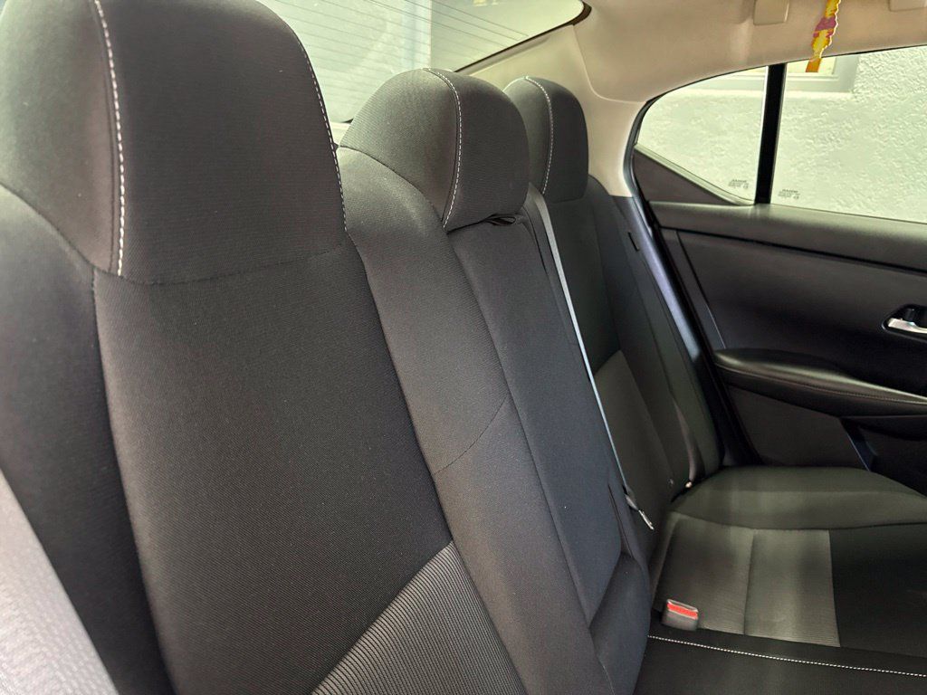 Used 2020 Nissan Sentra SV FWD image 33