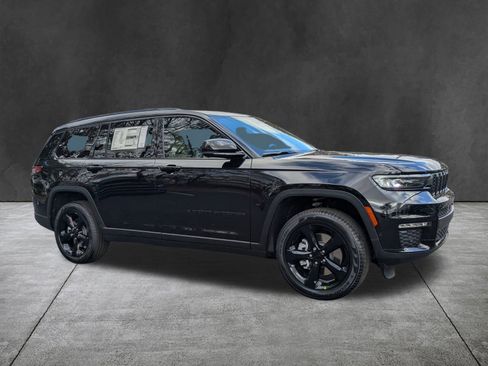 New 2025 Jeep Grand Cherokee L Limited image 2