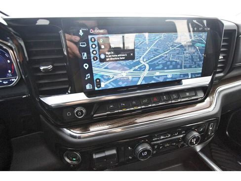Used 2025 Chevrolet Silverado 1500 LT Trail Boss w/ LT Trail Boss Premium Package AWD/4WD image 23
