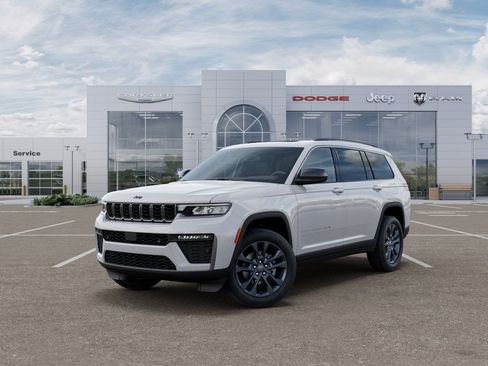 New 2026 Jeep Grand Cherokee L Limited AWD/4WD image 1