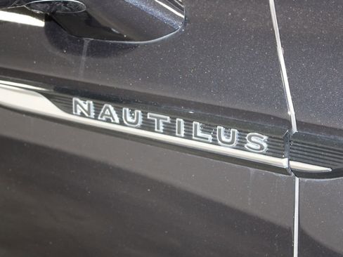 Used 2023 Lincoln Nautilus Black Label w/ Cargo Utility Package image 12