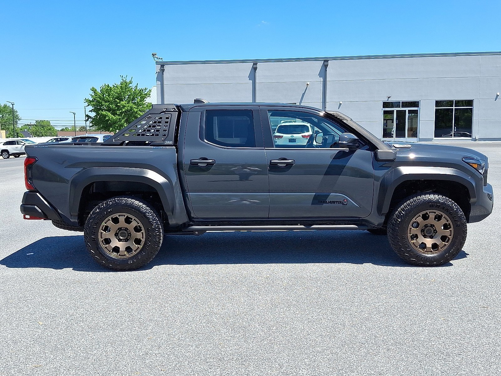Used 2025 Toyota Tacoma 4x4 Double Cab Hybrid w/ Tow Tech Package image 8