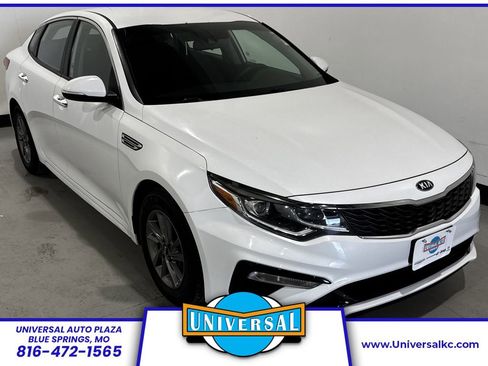 Used 2020 Kia Optima LX FWD image 1