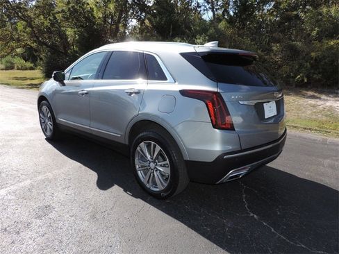 Certified 2025 Cadillac XT5 Premium Luxury image 7