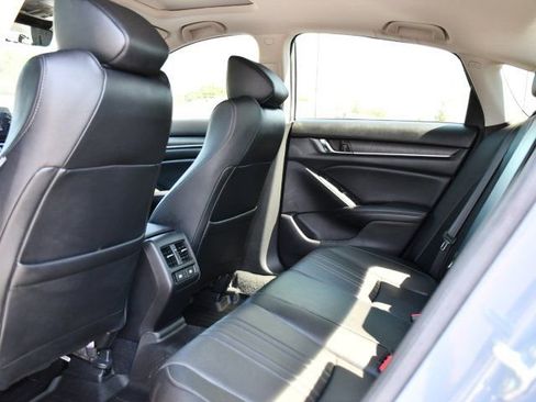 Used 2021 Honda Accord Touring image 23