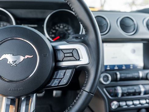 Used 2022 Ford Mustang GT Premium image 22