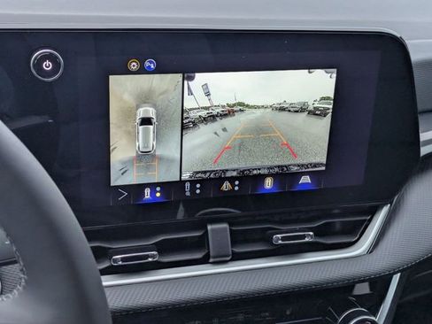New 2026 Chevrolet Equinox LT FWD image 19