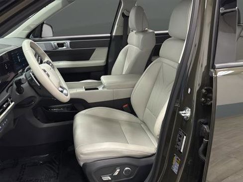 Used 2025 Hyundai Santa Fe SEL image 9