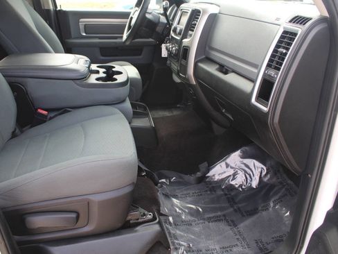 Used 2017 RAM 2500 SLT AWD/4WD image 8