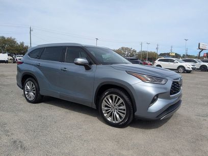 Used 2023 Toyota Highlander Platinum