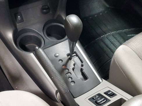 Used 2010 Toyota RAV4 2WD image 30