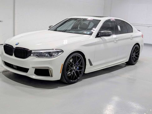Used 2020 BMW M550i xDrive w/ Executive Package image 1