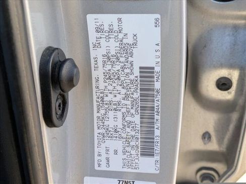 Used 2012 Toyota Tacoma PreRunner image 17