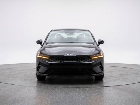 Used 2025 Kia K4 FWD image 2