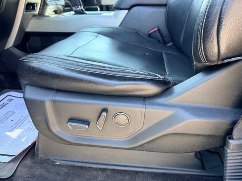 Used 2015 Ford F150 Lariat w/ Equipment Group 502A Luxury AWD/4WD image 23
