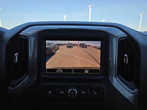 Used 2023 Chevrolet Silverado 1500 Custom image 18