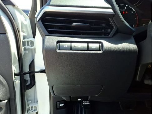 Used 2022 Nissan Altima 2.5 S FWD image 14