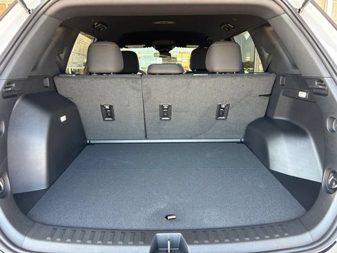 New 2027 Chevrolet Equinox LT w/ Midnight Edition FWD image 31