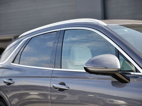 New 2026 Genesis GV70 2.5T Advanced image 3