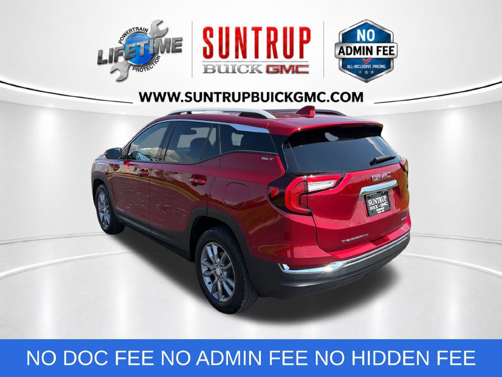 Used 2023 GMC Terrain SLT AWD/4WD image 3