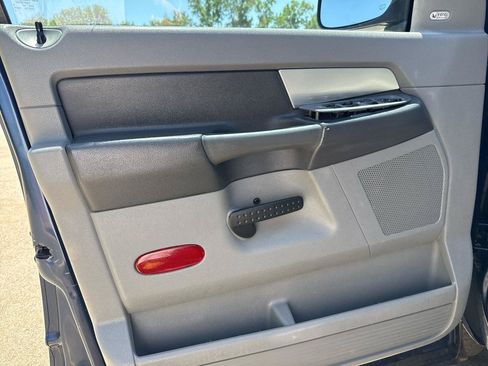 Used 2007 Dodge Ram 1500 Truck SLT w/ Sound & Secure Value Group AWD/4WD image 9