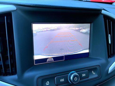 Used 2023 GMC Terrain SLE FWD image 23