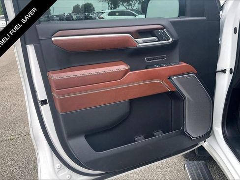 Used 2024 GMC Sierra 1500 Denali Ultimate AWD/4WD image 21