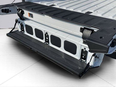 New 2026 GMC Sierra EV Elevation image 18