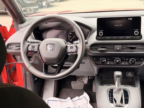 Certified 2024 Honda HR-V Sport image 19