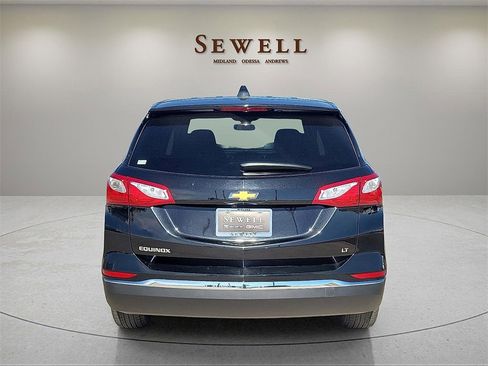 Used 2020 Chevrolet Equinox LT w/ LPO, Floor Liner Package image 4