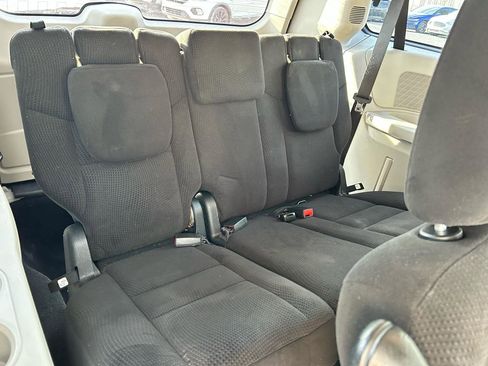Used 2014 Dodge Grand Caravan American Value Package image 13