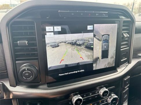 Certified 2022 Ford F150 Platinum w/ Equipment Group 701A High image 28