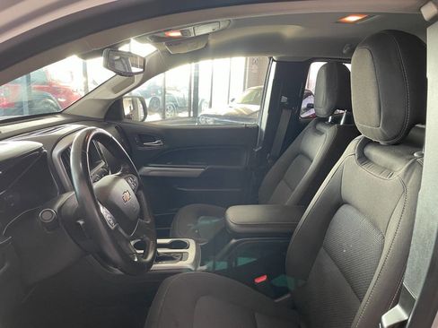 Used 2018 Chevrolet Colorado LT w/ LT Convenience Package image 18