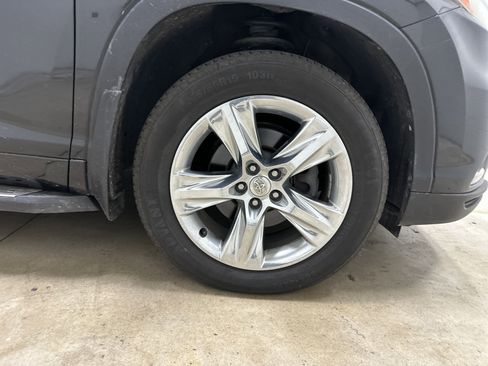 Used 2014 Toyota Highlander Limited AWD/4WD image 13