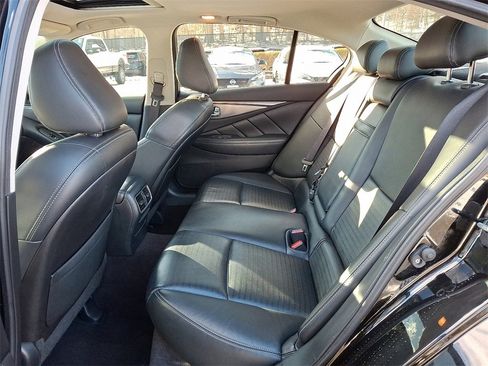 Used 2018 INFINITI Q50 Sport image 11