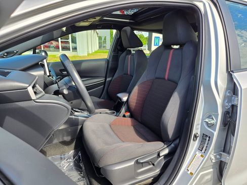 Used 2023 Toyota Corolla SE w/ SE Premium Package FWD image 15