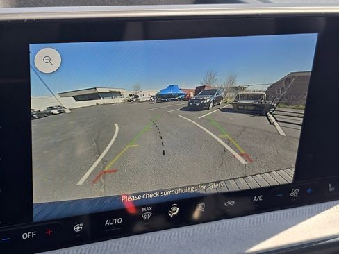 New 2025 Ford Maverick XLT w/ XLT Luxury Package image 3