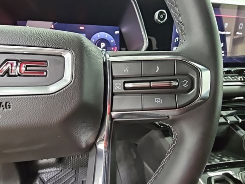 Used 2025 GMC Canyon Elevation w/ Convenience Package image 27