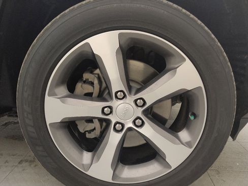 Used 2022 Jeep Grand Cherokee Limited 4xe w/ Luxury Tech Group II image 31