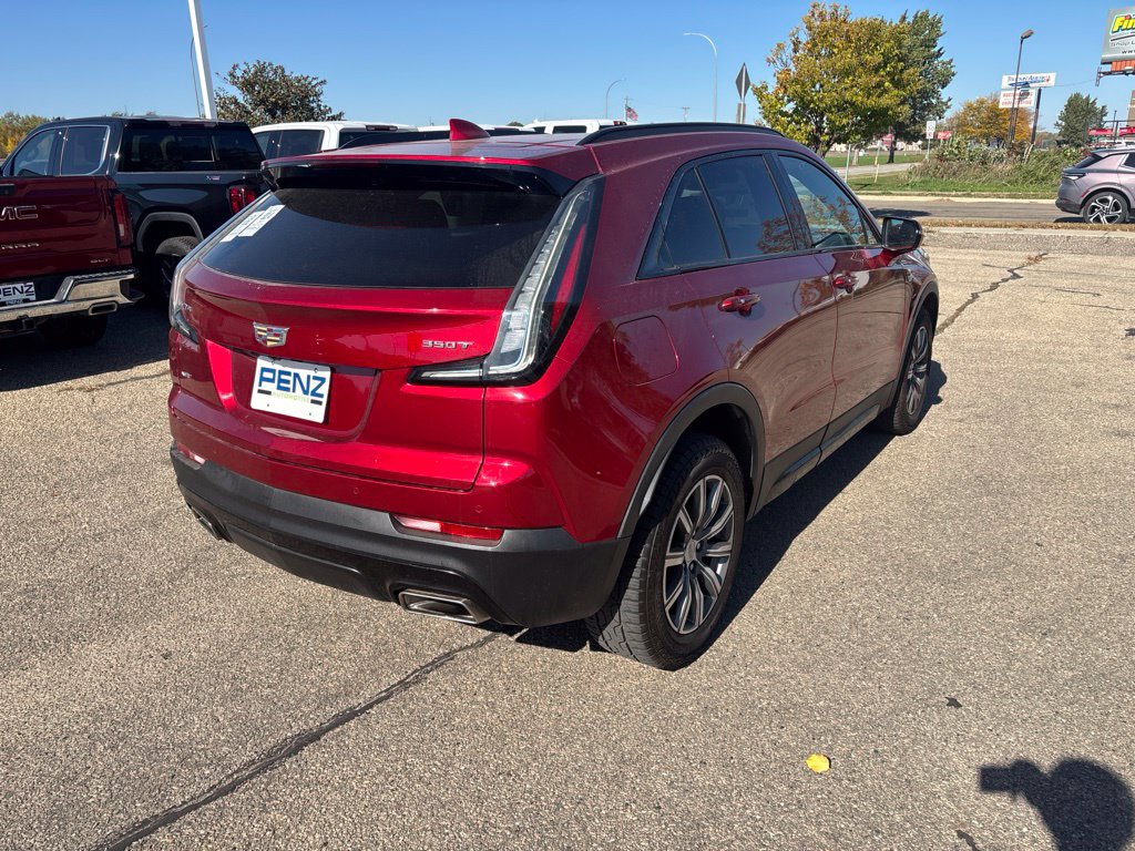 Used 2021 Cadillac XT4 Sport w/ Sun And Sound Package AWD/4WD image 8