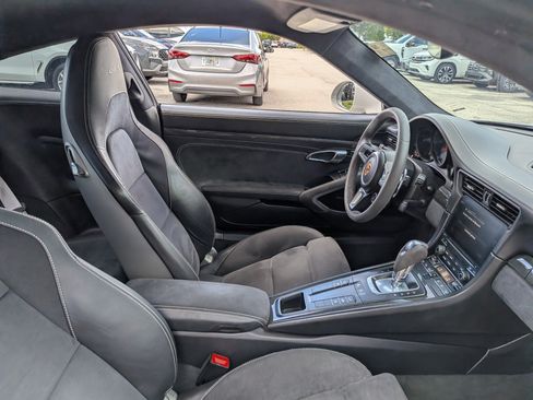 Used 2018 Porsche 911 Carrera 4 GTS AWD/4WD image 15