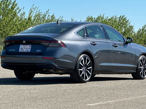Certified 2025 Honda Accord Touring image 3