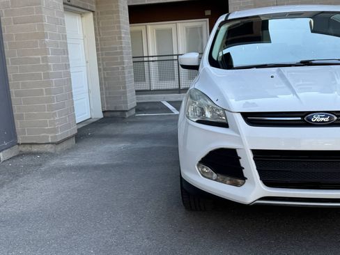 Used 2016 Ford Escape SE AWD/4WD image 10