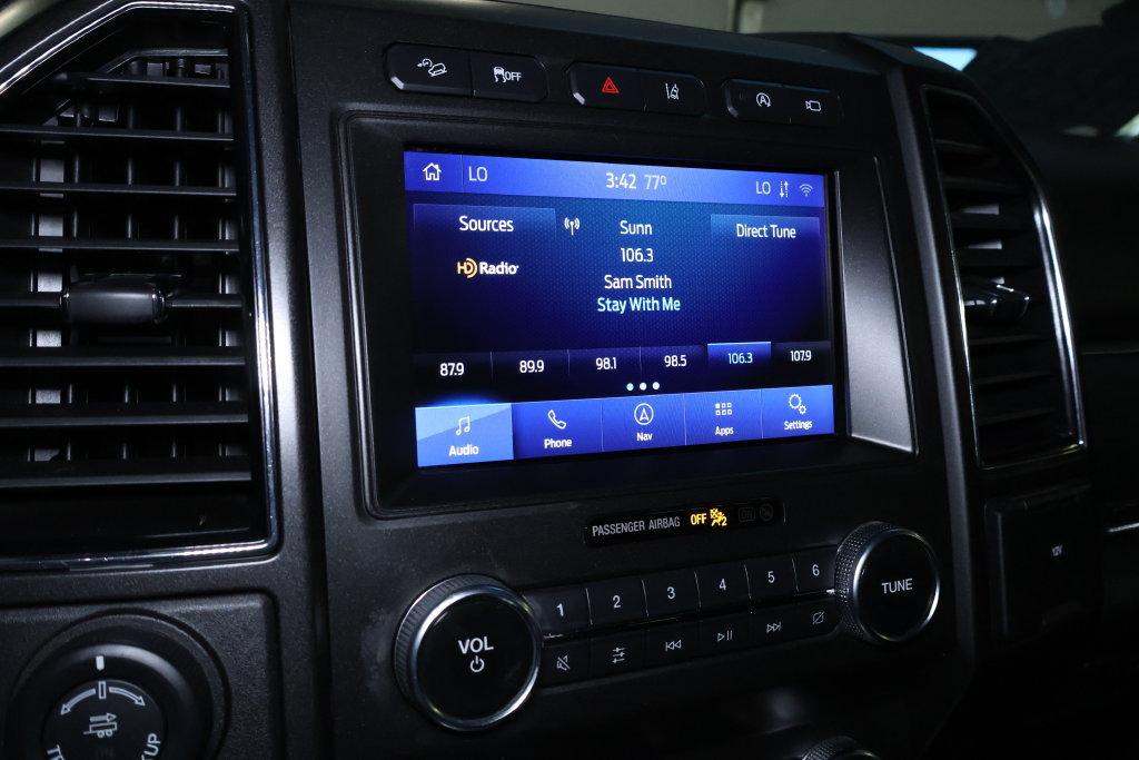 Used 2020 Ford Expedition Limited w/ Equipment Group 303A AWD/4WD image 29