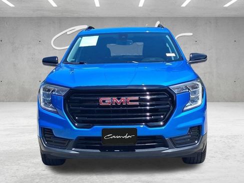Used 2024 GMC Terrain SLE w/ Elevation Edition FWD image 23